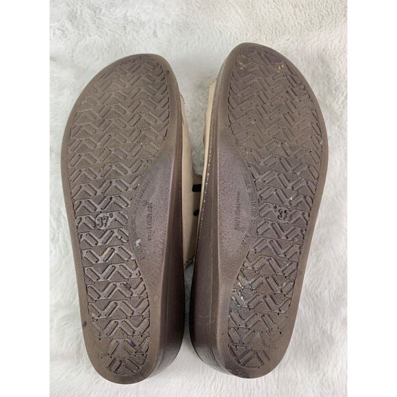 Fly Flot Womens Beige Leather Slide Sandals With Double Strap Buckle Design 6.5 - Picture 9 of 9